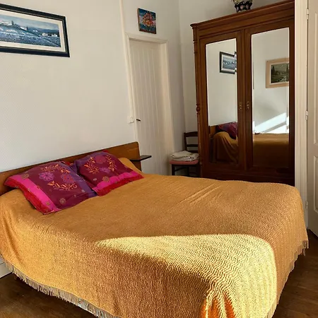 Апартаменты 2 & Moulleau