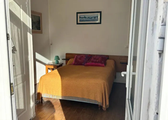 Апартаменты 2 & Moulleau *